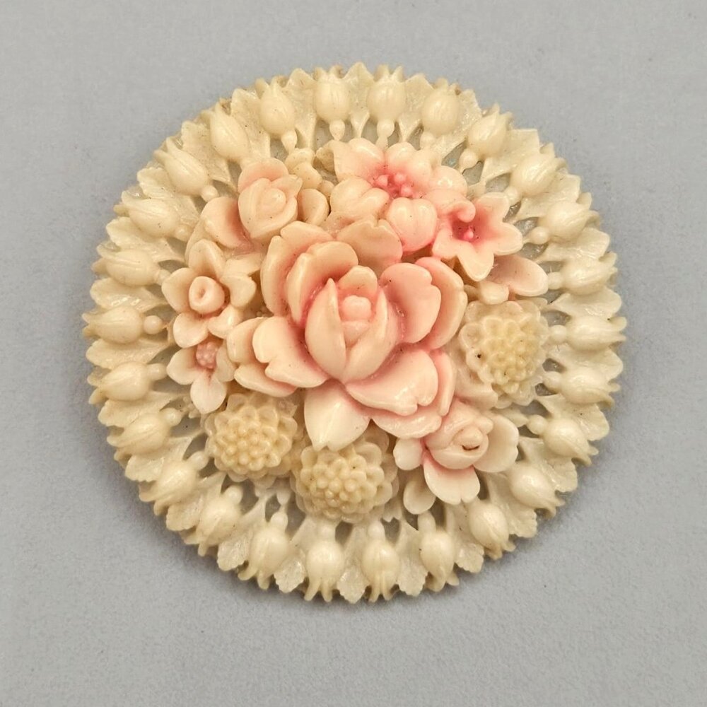 Vintage Celluloid Brooch Floral Domed Brooch Pin Cream Pink Japan